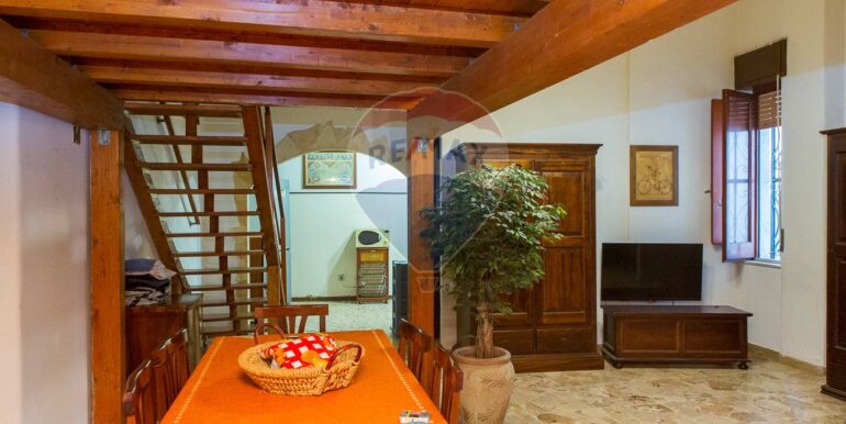 20251027181446-996381-5