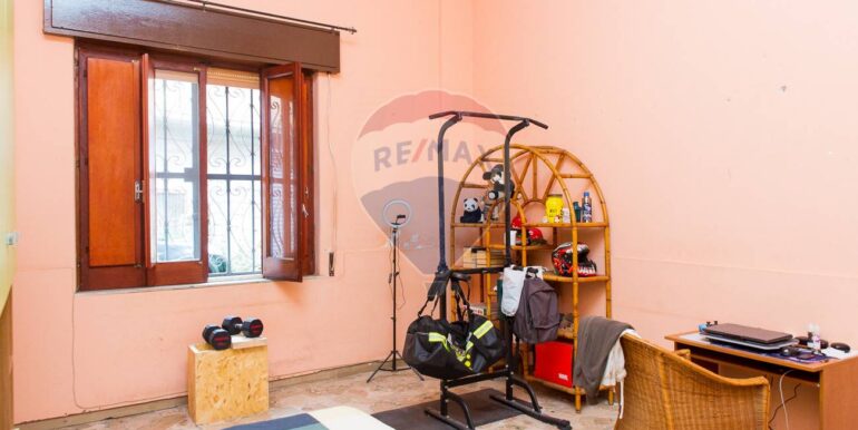 20251027181557-996381-19