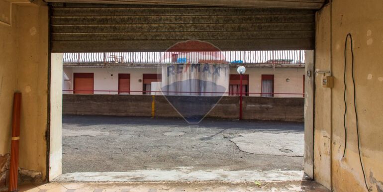 20251027185012-996389-8