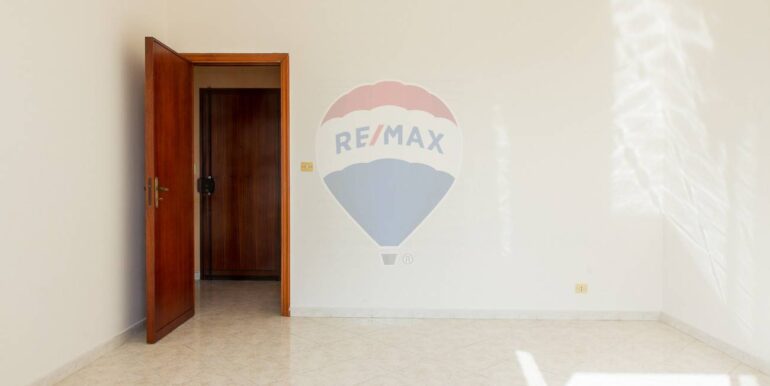 20251027185024-996389-13