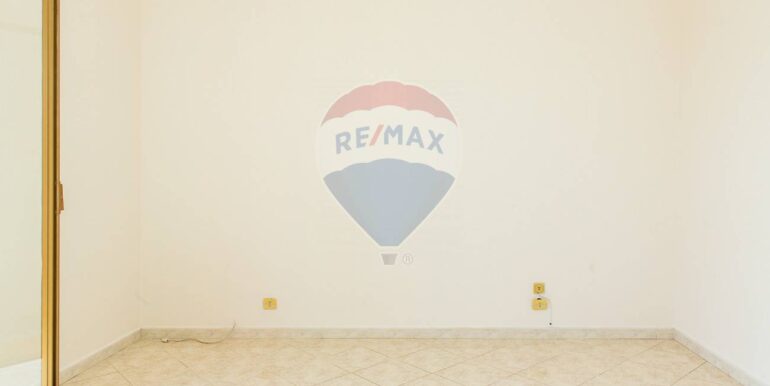 20251027185034-996389-18