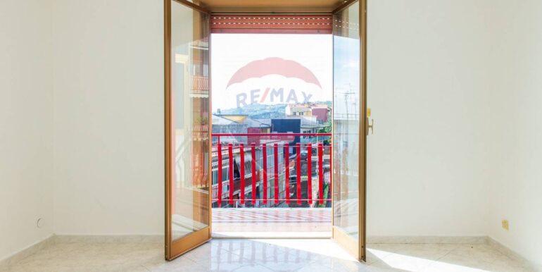 20251027185041-996389-21