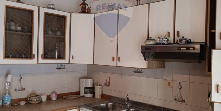 20251027185902-994732-21