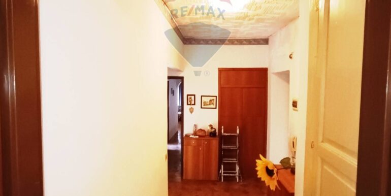 20251027185936-994732-32