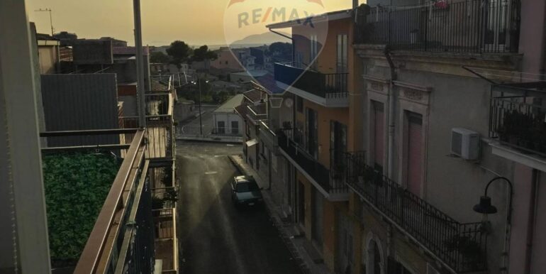 2025102792140-996148-6