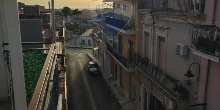 2025102792155-996148-12