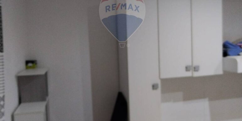 2025102792200-996148-14