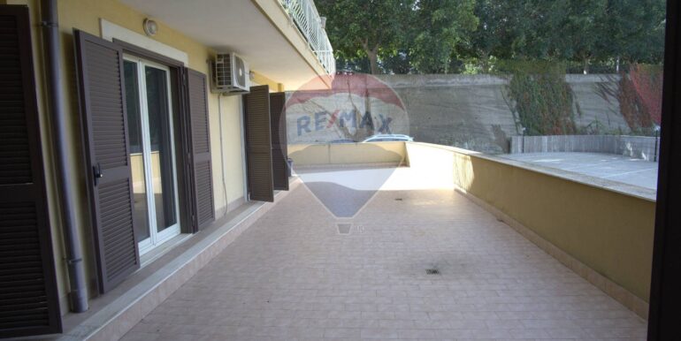 20251028104819-996461-14