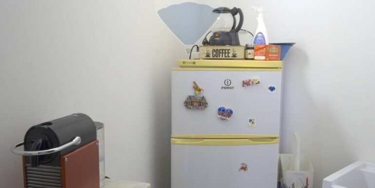 20251028111807-996471-10