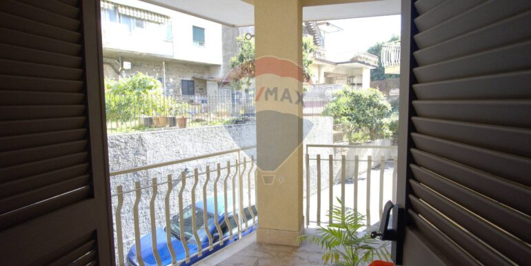 20251028112015-996471-14