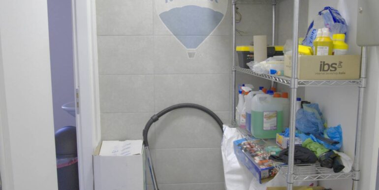 20251028112020-996471-16