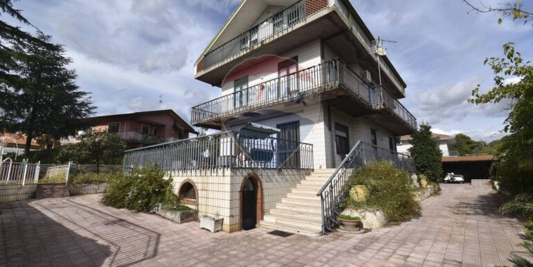 20251028114640-996459-1