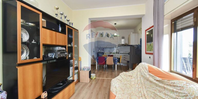 20251028114825-996459-16