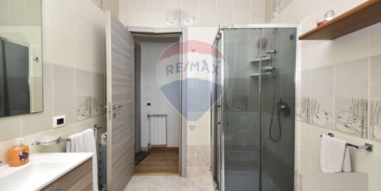 20251028114833-996459-19