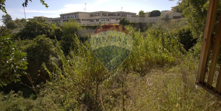 20251028121653-996686-3