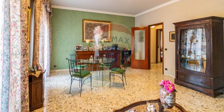 20251028124550-996700-2