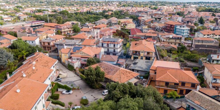 20251028144104-993566-18