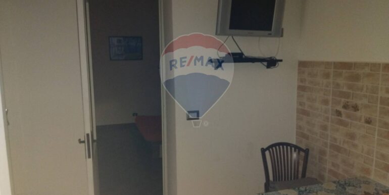 20251028173543-996786-6