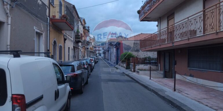 20251028173620-996786-17