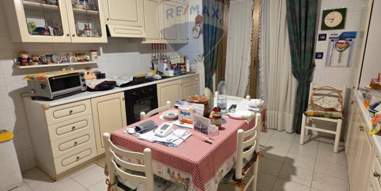 20251028181924-994468-3