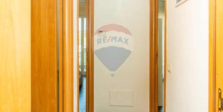 20251028201456-996826-6