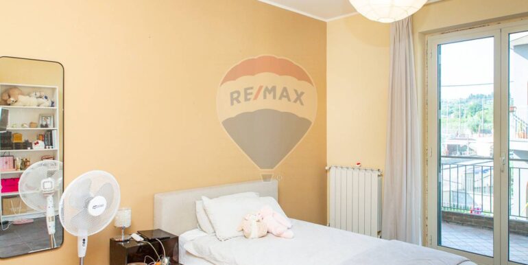 20251028201456-996826-7