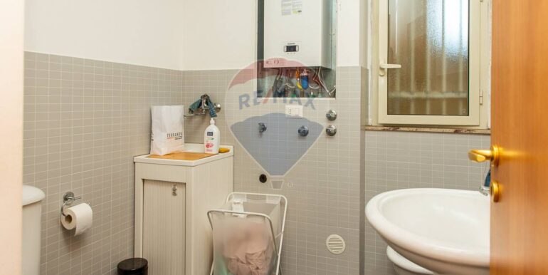 20251028201457-996826-12