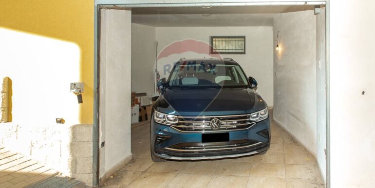 20251028201457-996826-19