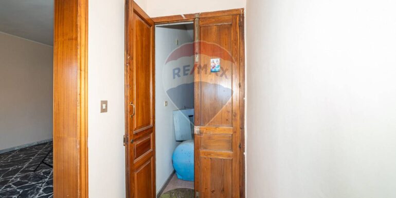 20251028211828-996828-6