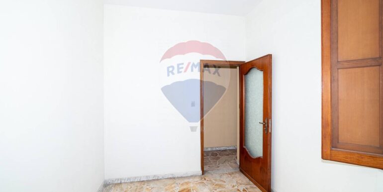 20251028211841-996828-11