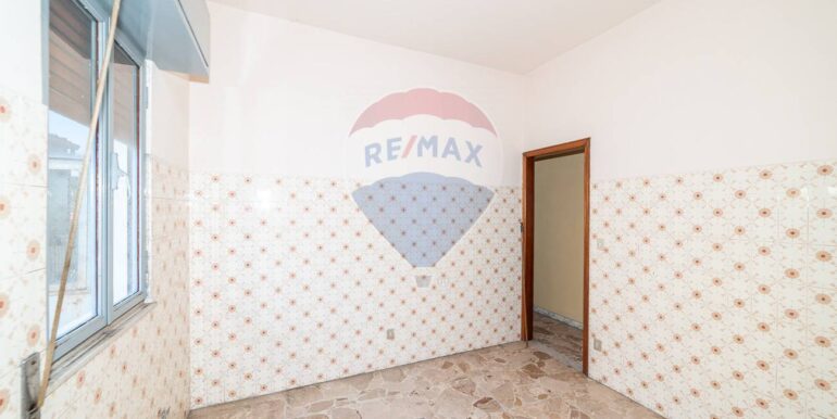 20251028211856-996828-17