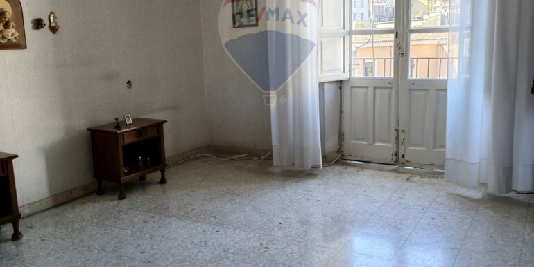 20251029101245-996860-8