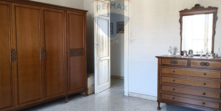 20251029101248-996860-9