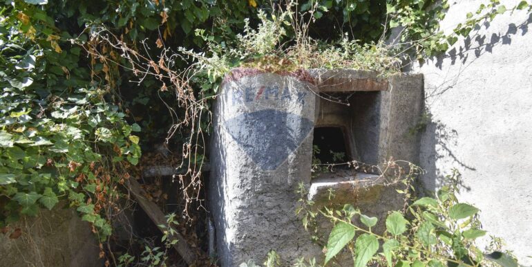 20251029101857-996855-15