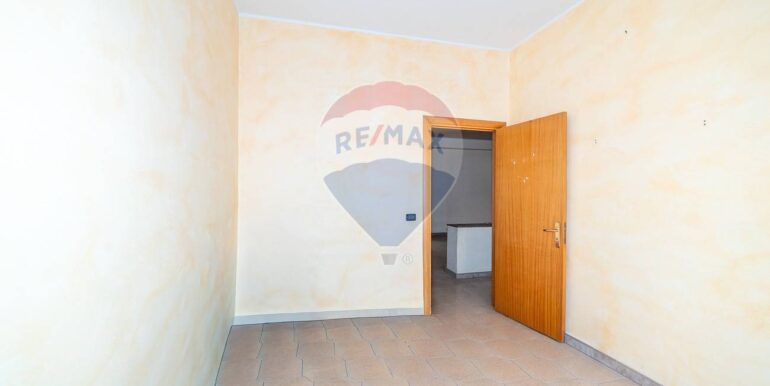 20251029102605-996793-12