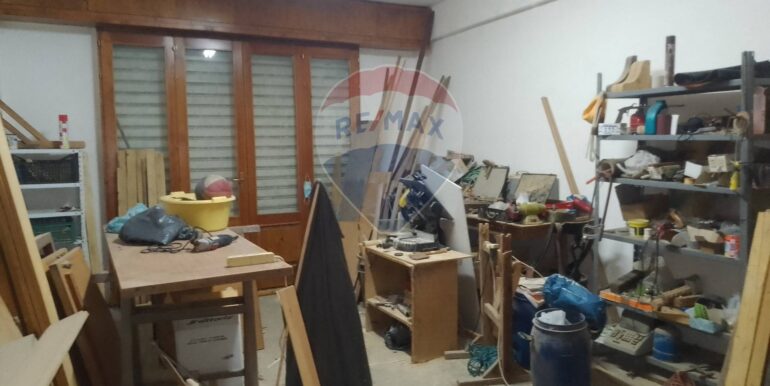 20251029103054-996816-12