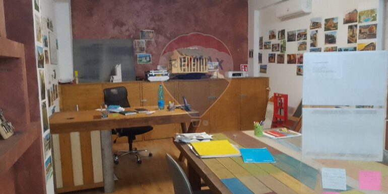 20251029103109-996816-15