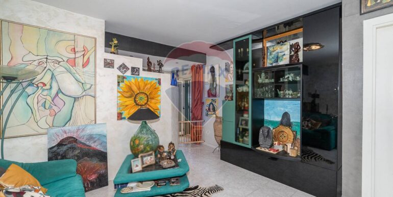 20251029105358-996877-4