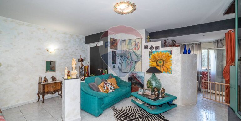 20251029105358-996877-5