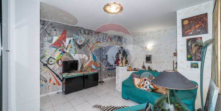 20251029105358-996877-6