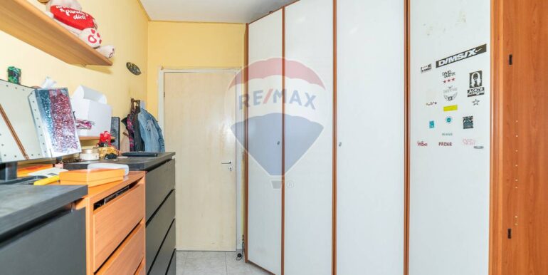 20251029105359-996877-13