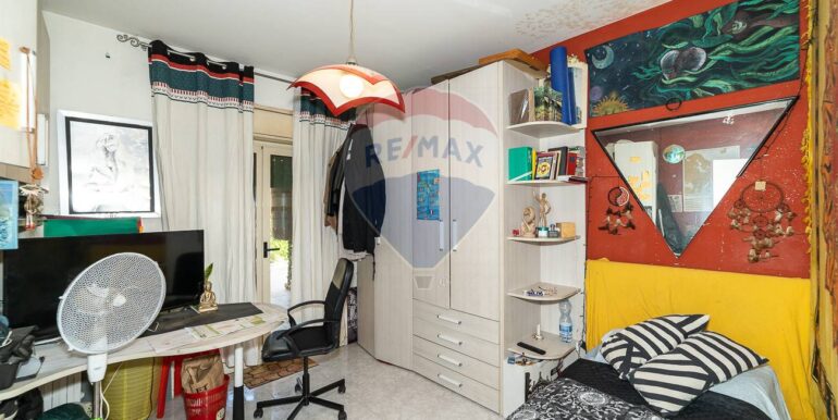 20251029105359-996877-14