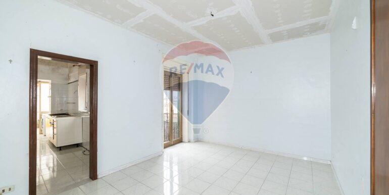 20251029111828-996889-8