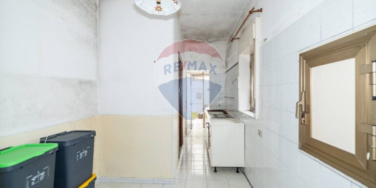 20251029111834-996889-10