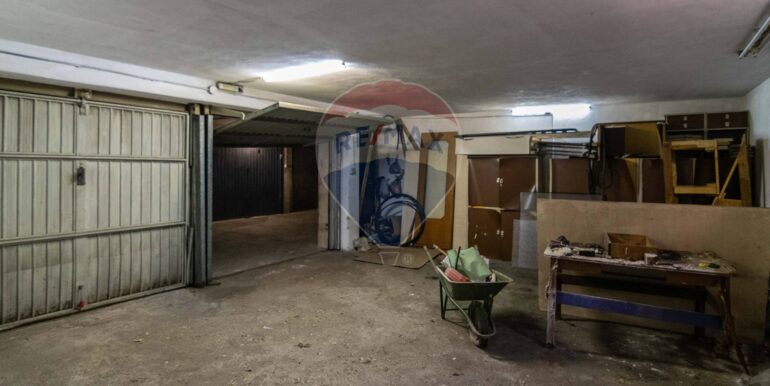 20251029115739-996894-4