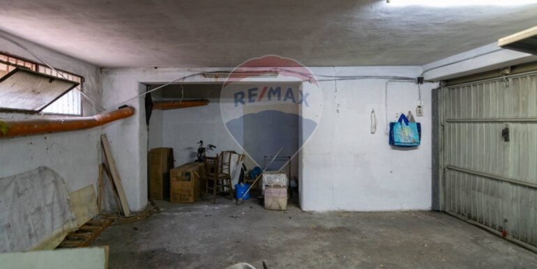 20251029115745-996894-6