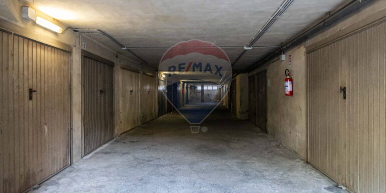 20251029115751-996894-8