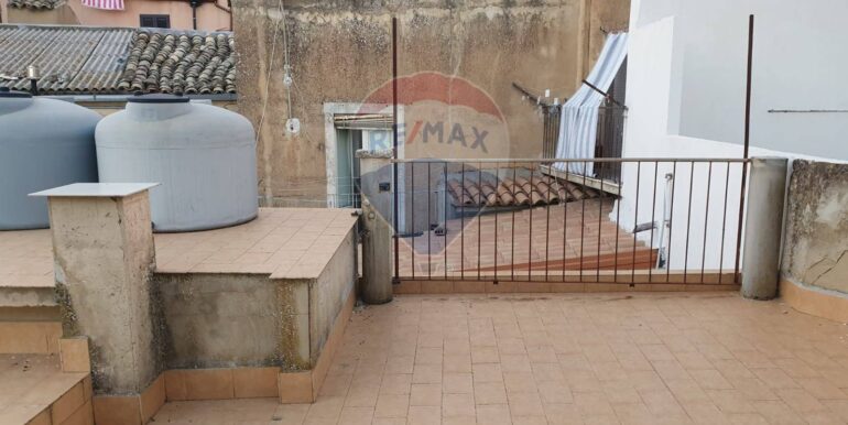 20251029120630-996903-2