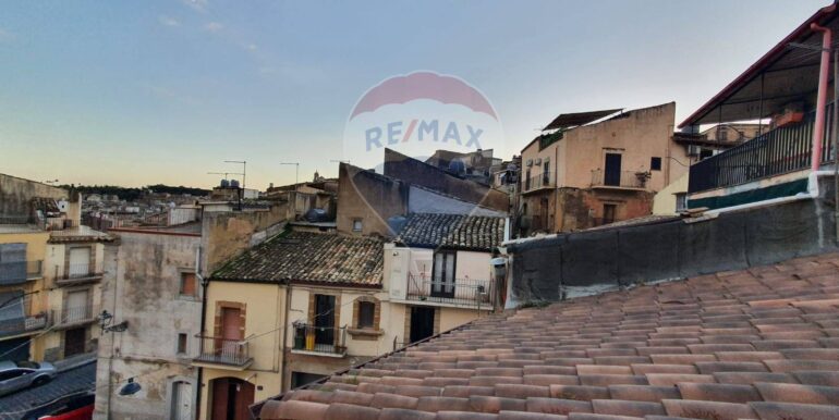 20251029120636-996903-4