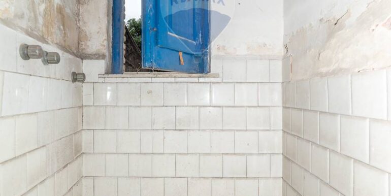 20251029165906-997029-8